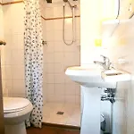 Дом отдыха Comfortable House In + Pool